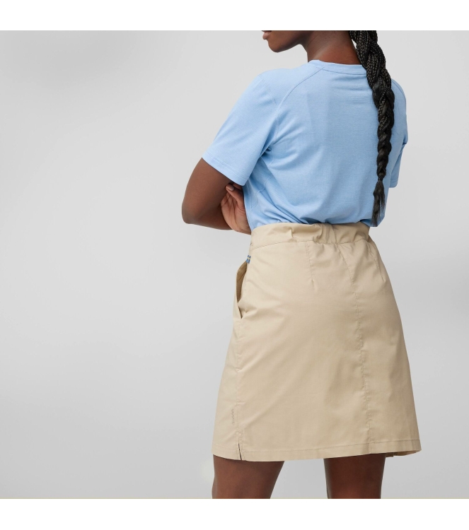Fjällräven Fjällräven Abisko Hike Skort W 118_fossil F14200168 118_Fossil Fjällräven broeken F14200168 lichtblauw bij Leerentveldvrijetijd.nl