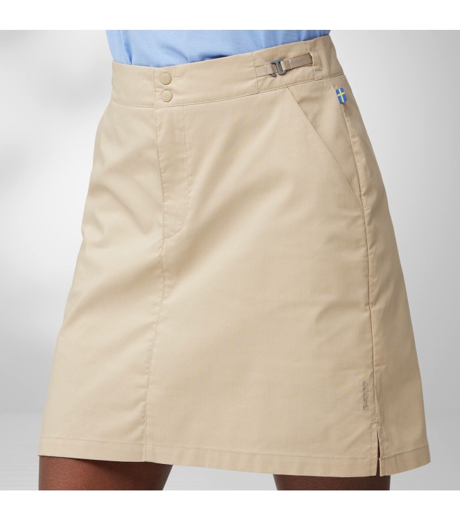 Fjällräven Fjällräven Abisko Hike Skort W 118_fossil F14200168 118_Fossil Fjällräven broeken F14200168 lichtblauw bij Leerentveldvrijetijd.nl