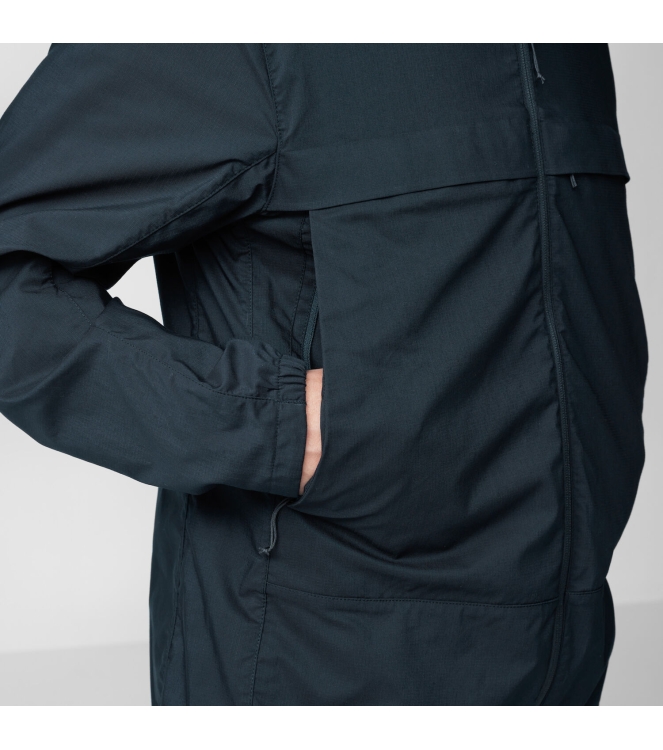 Fjällräven Fjällräven Abisko Hike Jacket M 555_dark navy F86700 555_Dark Navy Fjällräven jassen F86700 geen kleur bij Leerentveldvrijetijd.nl