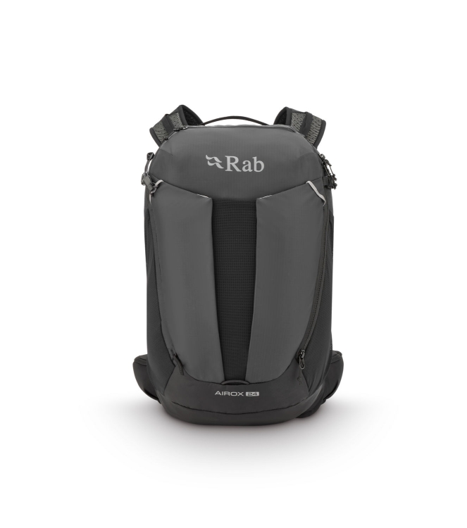 Rab Rab Airox 24 blk_black QAQ-10 BLK_Black Rab tassen QAQ-10 licht grijs bij Leerentveldvrijetijd.nl