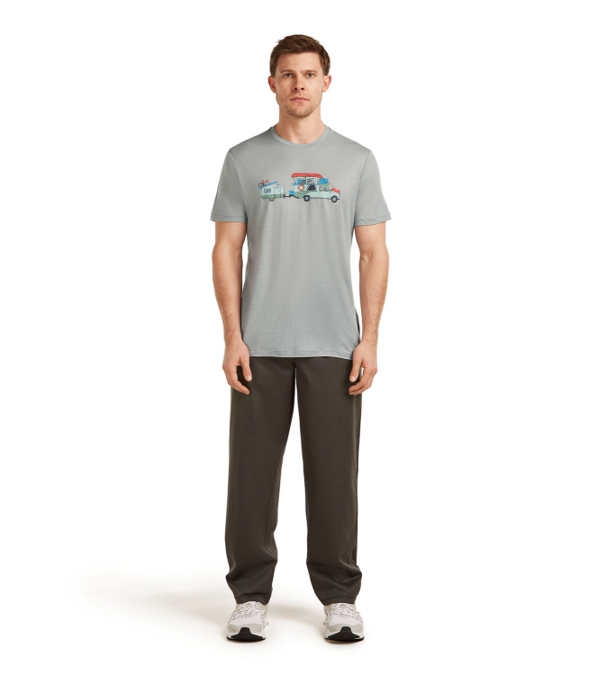 Icebreaker fleeces en truien IB0A57FL lichtblauw bij Leerentveldvrijetijd.nl