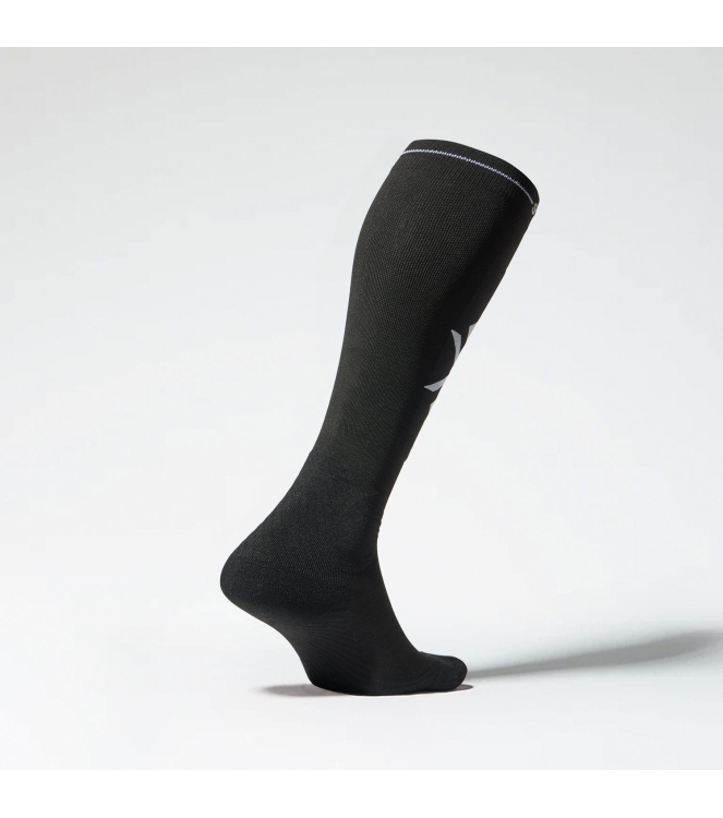 Stox Energy Socks wintersport accessoires SKULSKM licht grijs bij Leerentveldvrijetijd.nl