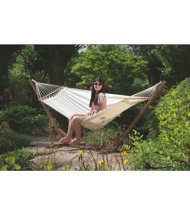 Bo-Camp Bo-Camp Hangmat katoen met stok 150 kg naturel 7100214 naturel Bo-Camp slapen 7100214 ecru bij Leerentveldvrijetijd.nl