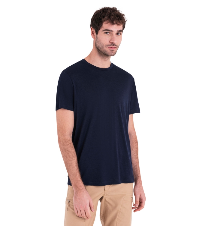Icebreaker Icebreaker M Mer 150 Tech Lite III SS Tee 401_midnight navy IB0A56WL 401_Midnight Navy Icebreaker fleeces en truien IB0A56WL geen kleur bij Leerentveldvrijetijd.nl