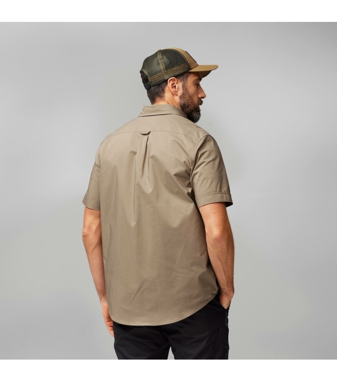Fjällräven Fjällräven Ovik Air Stretch SS Shirt M suede brown F12600213 244 Suede Brown Fjällräven fleeces en truien F12600213 244 marine bij Leerentveldvrijetijd.nl
